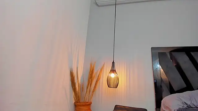 Amelia Brixton online show from 02-16-26, 08:24