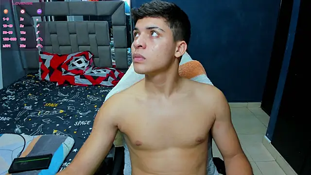 Snapshot of baby_david_03 chatting on 02-25-26, 03:51 baby david 03 online show from 02-25-26, 03:51