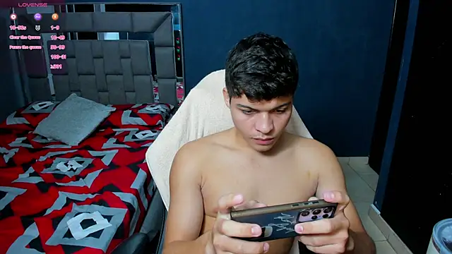 Snapshot of baby_david_03 chatting on 02-03-26, 11:43 baby david 03 online show from 02-03-26, 11:43