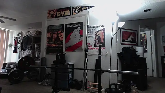 biggerisbetter12 online show from 05-03-26, 06:00