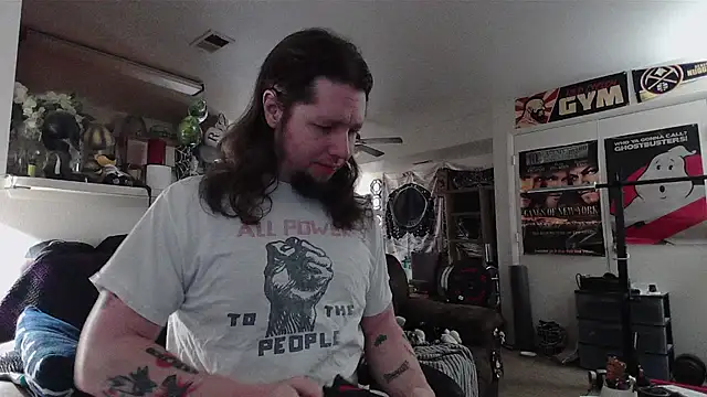 biggerisbetter12 online show from 07-16-26, 06:49