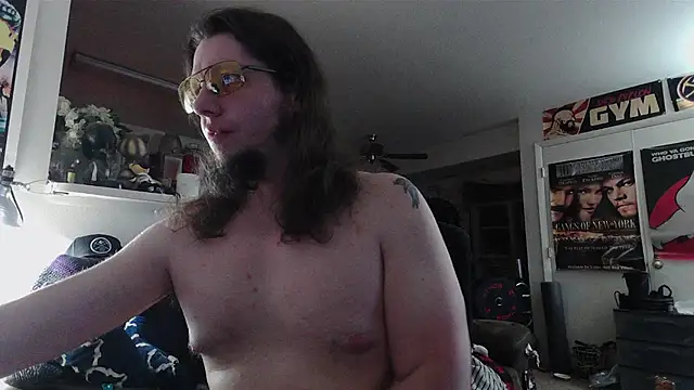 biggerisbetter12 online show from 07-08-26, 10:16