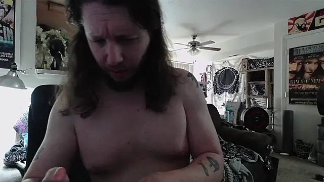 biggerisbetter12 online show from 04-10-26, 02:57