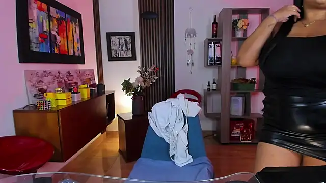 ValentinaNoir online show from 04-13-26, 06:45