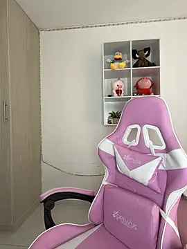  Alicee 1 online show from 07-04-26, 08:13