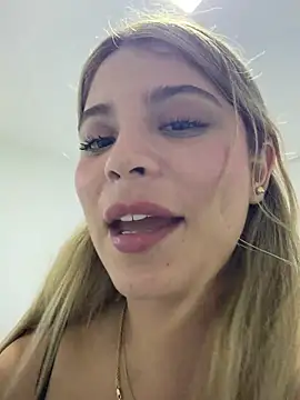  Alicee 1 online show from 11-21-25, 01:37