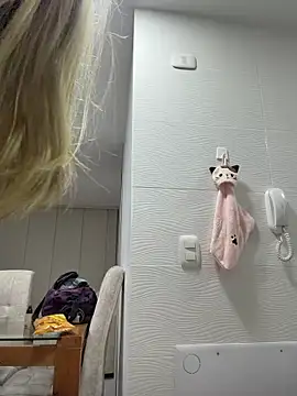  Alicee 1 online show from 12-04-25, 01:37