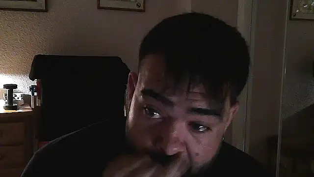 parejitafenix69 online show from 10-28-25, 12:22