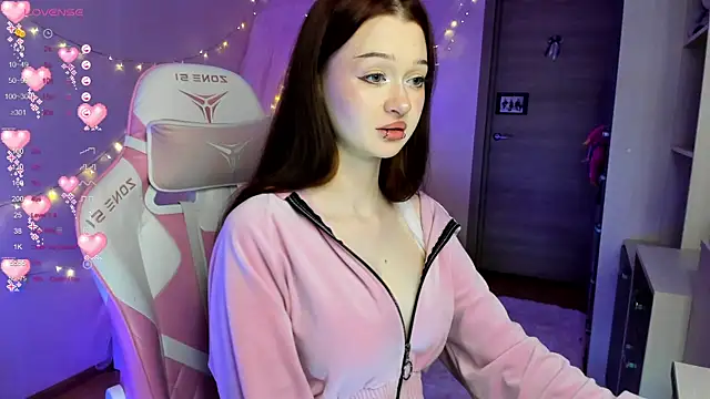 SweettMolly online show from 10-19-25, 03:26
