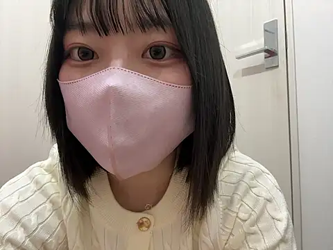 Snapshot of pinkudayo_girl chatting on 04-29-26, 01:37 pinkudayo girl online show from 04-29-26, 01:37
