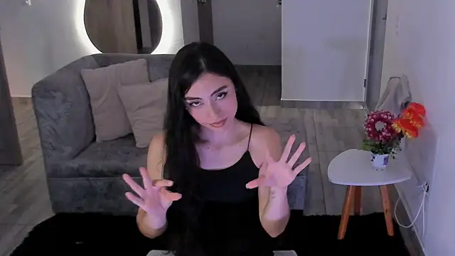 BritanyLnx online show from 03-31-26, 10:23