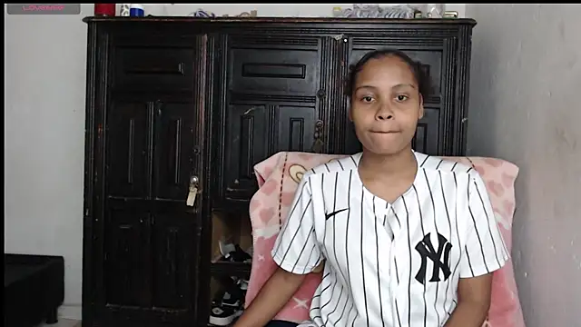 kataleya2021 online show from 10-29-25, 10:20