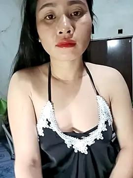 Chmdiemd online show from 10-28-25, 03:11