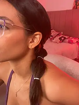 Snapshot of elegant__rouse chatting on 02-09-26, 10:08 elegant rouse online show from 02-09-26, 10:08