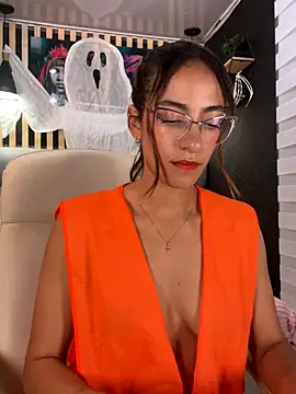 elegant  rouse online show from 10-31-25, 10:16