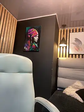 elegant  rouse online show from 12-20-25, 08:44