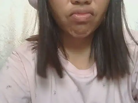 Snapshot of ChubbyButty chatting on 06-18-26, 12:09 ChubbyButty online show from 06-18-26, 12:09