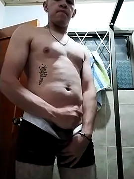 Snapshot of DenotedCattle97 chatting on 11-05-25, 10:24 DenotedCattle97 online show from 11-05-25, 10:24