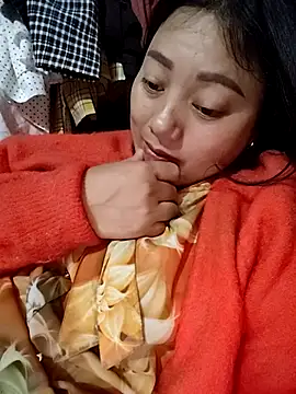 Snapshot of Sinhlinh2020 chatting on 02-23-26, 01:29 Sinhlinh2020 online show from 02-23-26, 01:29