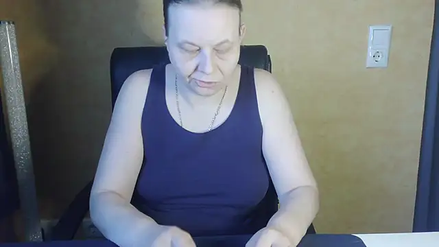 Diamond Bite online show from 11-16-25, 08:41