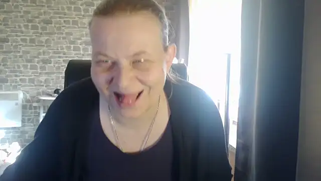 Diamond Bite online show from 10-29-25, 08:46