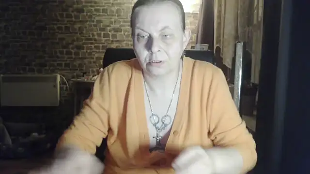 Diamond Bite online show from 10-24-25, 08:19