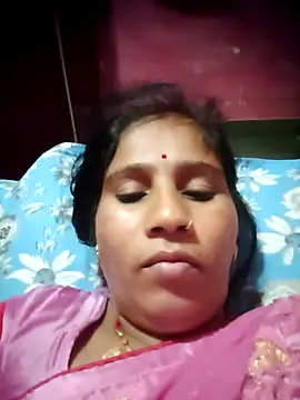 OliveGreen22 online show from 11-02-25, 08:47