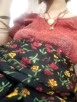 OliveGreen22 online show from 10-30-25, 09:18