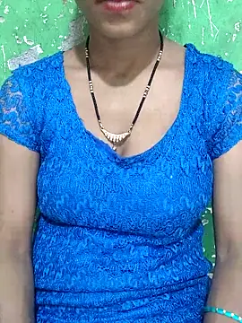 Itz Aisha   online show from 03-02-26, 08:43