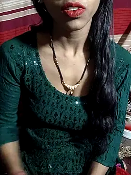 Itz Aisha   online show from 12-15-25, 06:08