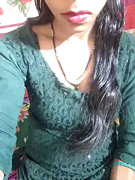 Itz Aisha   online show from 03-17-26, 05:43