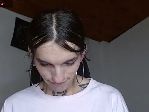 Scarlett crastrawberry online show from 04-23-26, 01:56