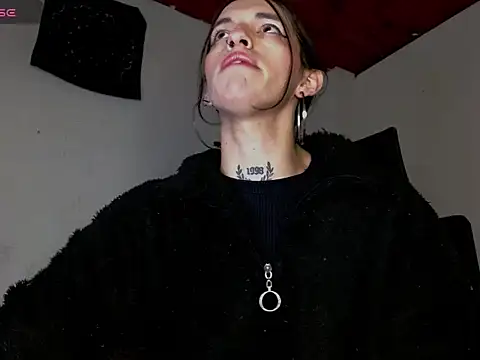 Scarlett crastrawberry online show from 04-12-26, 12:03