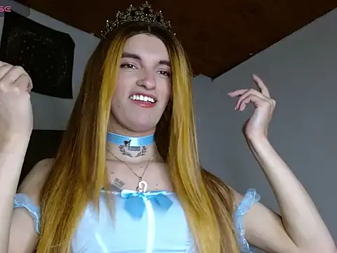 Scarlett crastrawberry online show from 05-19-26, 10:33