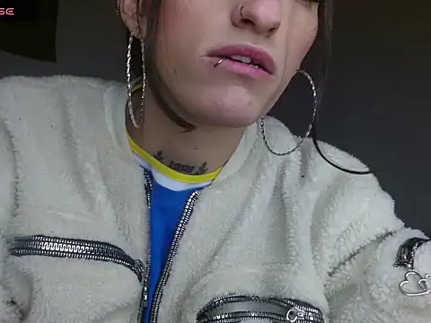 Scarlett crastrawberry online show from 05-06-26, 02:26