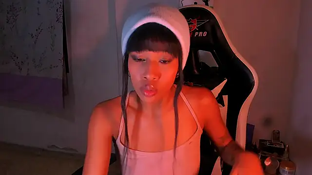 bad girl xxx online show from 04-18-26, 04:15