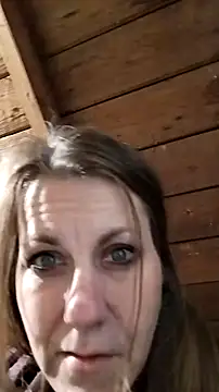 Snapshot of faithfulchic chatting on 10-22-25, 01:32 faithfulchic online show from 10-22-25, 01:32