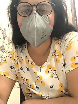 Lovely Tannu online show from 11-18-25, 12:41