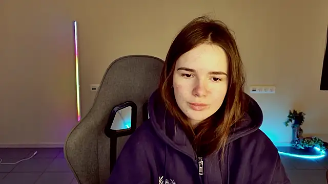 Snapshot of May_Bloom chatting on 02-03-26, 06:22 May Bloom online show from 02-03-26, 06:22