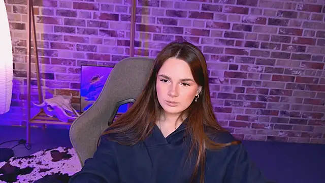 May Bloom online show from 04-09-26, 02:12