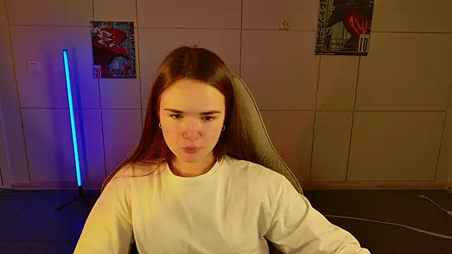 Snapshot of May_Bloom chatting on 11-11-25, 09:26 May Bloom online show from 11-11-25, 09:26