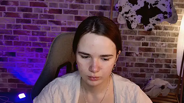 Snapshot of May_Bloom chatting on 02-05-26, 06:09 May Bloom online show from 02-05-26, 06:09