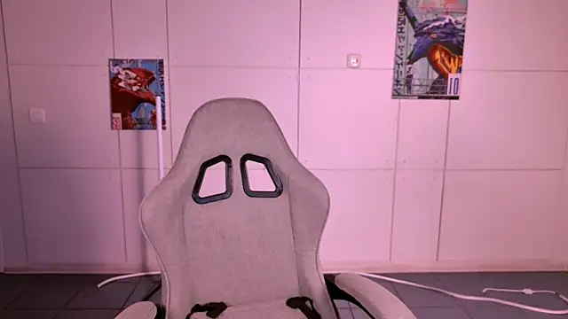 Snapshot of May_Bloom chatting on 11-27-25, 05:24 May Bloom online show from 11-27-25, 05:24