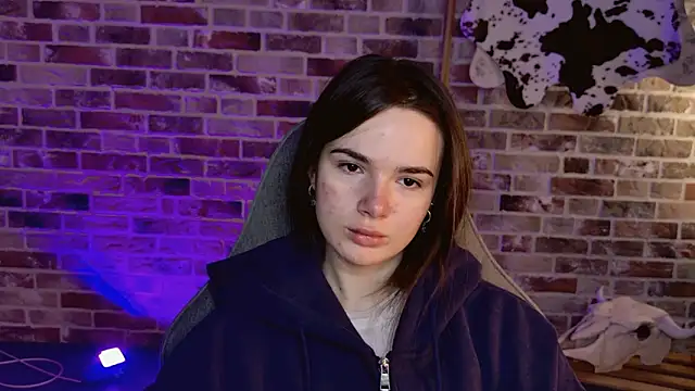 Snapshot of May_Bloom chatting on 02-04-26, 06:08 May Bloom online show from 02-04-26, 06:08