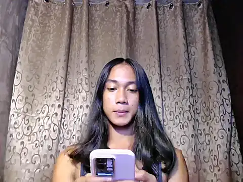 taylaxuxu online show from 11-10-25, 09:20