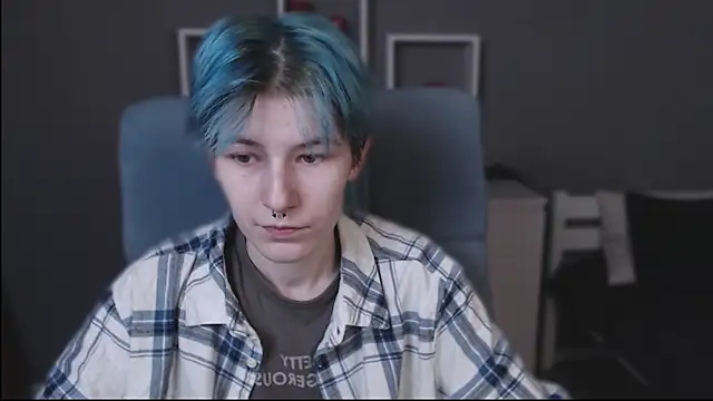 guitarandangell online show from 10-23-25, 09:52