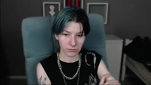 guitarandangell online show from 05-31-26, 05:29
