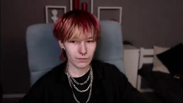 guitarandangell online show from 04-08-26, 05:20