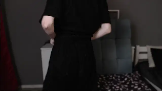 guitarandangell online show from 11-16-25, 05:01