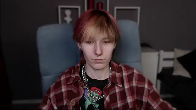 guitarandangell online show from 04-09-26, 05:20